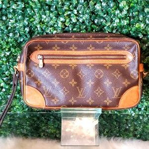 Louis Vuitton Vintage Marly Dragonne GM Monogram Clutch/Wristlet Strap